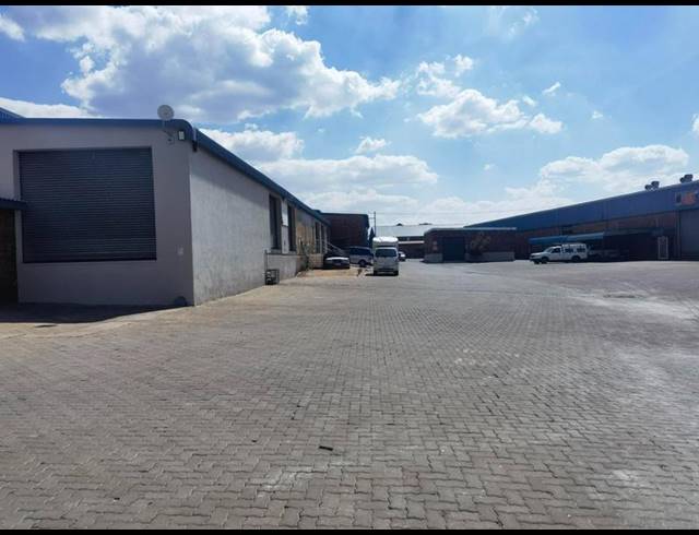 INDUSTRIAL PROPERTY TO RENT IN SILVERTON